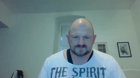 mrhotsex69 online show from December 28, 3:16 pm