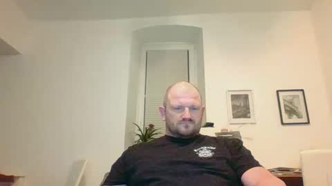 mrhotsex69 online show from February 2, 9:13 pm