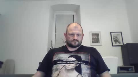 mrhotsex69 online show from September 29, 9:21 pm