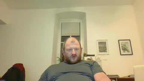 mrhotsex69 online show from December 17, 2:01 am