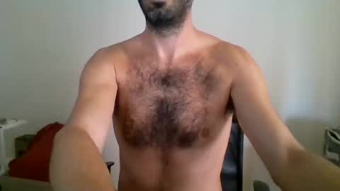 Snapshot of mrralph__90 chatting on October 20, 8:51 am Mrralph online show from October 20, 8:51 am