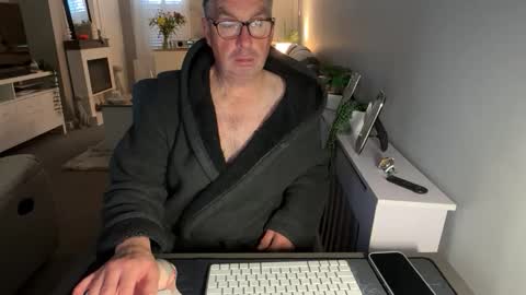 mtb1697 online show from October 28, 7:44 am