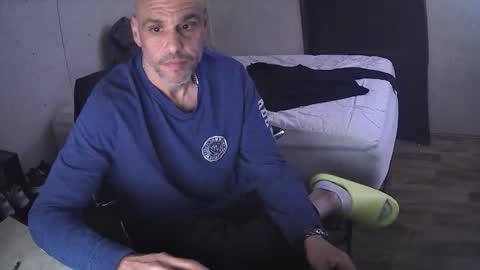 Muffdiver online show from March 7, 12:14 pm