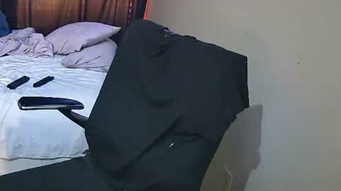 Muffdiver online show from January 10, 12:47 pm