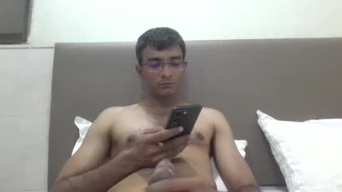 Snapshot of mumbaimonster8inch chatting on January 20, 11:56 am rajesh engineer online show from January 20, 11:56 am