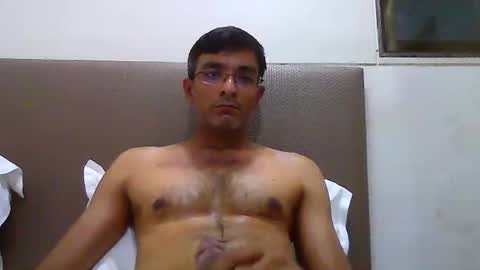 Snapshot of mumbaimonster8inch chatting on October 10, 12:43 pm rajesh engineer online show from October 10, 12:43 pm