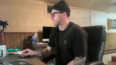 murdockjones7989 online show from February 15, 10:46 am