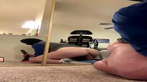 muscbttm23 online show from May 5, 4:25 am