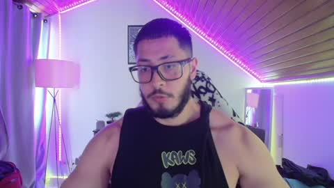 David Big online show from December 11, 9:11 pm