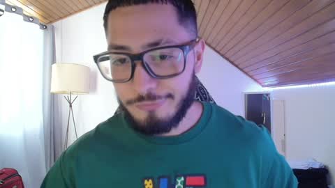 David Big online show from December 7, 1:29 pm