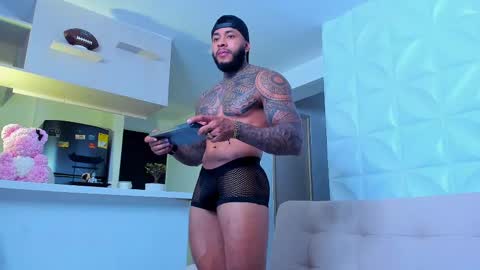 Snapshot of muscle_man19 chatting on March 2, 1:15 am Nick online show from March 2, 1:15 am