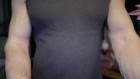 musclehair3 online show from April 17, 9:50 pm