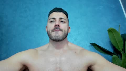 Snapshot of muscularmaster chatting on January 17, 9:49 am muscularmaster onlyfans online show from January 17, 9:49 am