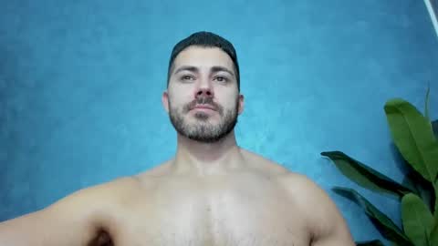 Snapshot of muscularmaster chatting on December 7, 11:12 pm muscularmaster onlyfans online show from December 7, 11:12 pm