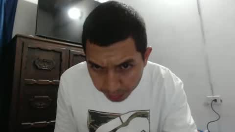 muyganoso24 online show from November 10, 1:54 am