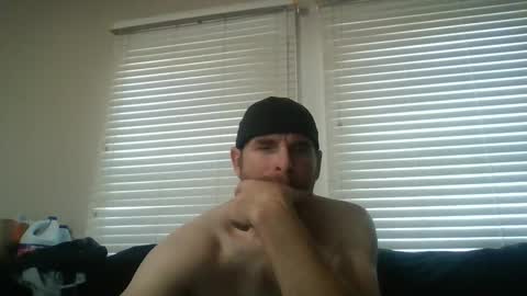 Snapshot of my_little_vienna_sausage chatting on January 3, 6:24 pm vienna online show from January 3, 6:24 pm