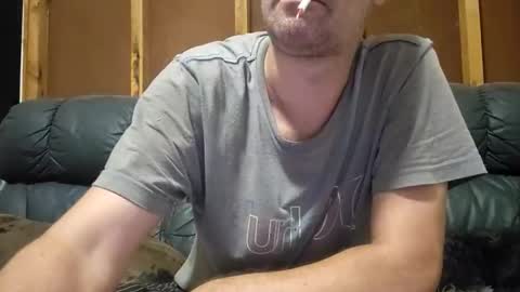 myleshodges online show from January 15, 11:14 am