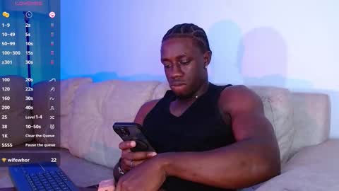 Mylo Wallace  online show from March 5, 3:14 am