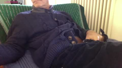 Bi sexy guy lovense hush is on private is open or password show tip if you like. online show from November 23, 8:47 am