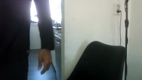 Snapshot of nakedxxxman chatting on February 2, 10:24 am nakedxxxman online show from February 2, 10:24 am