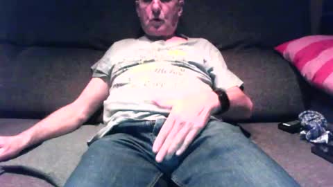 nano22968832 online show from December 11, 7:10 am