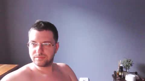 nappadel85 online show from January 31, 10:30 pm