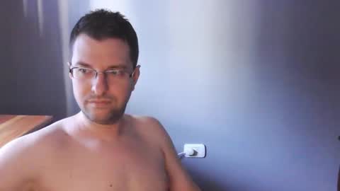 nappadel85 online show from March 22, 7:08 pm