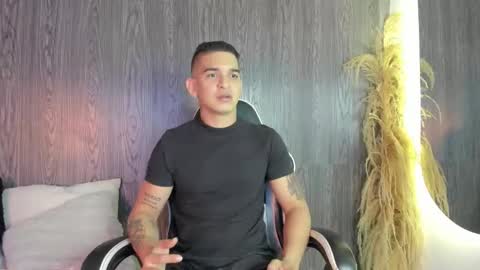 natan_77 online show from February 13, 4:08 am