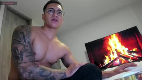 nathan_gross online show from April 21, 1:19 am