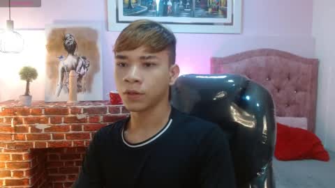 nathanclay online show from February 22, 12:39 pm