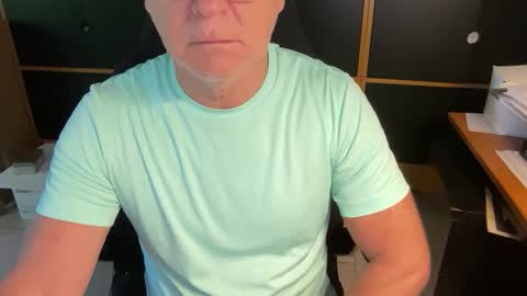 naughtydaddyla online show from April 18, 7:18 pm