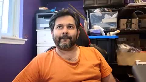 sakhtlaundaz online show from January 15, 8:55 pm