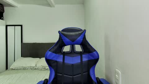 Nico online show from April 15, 7:58 pm