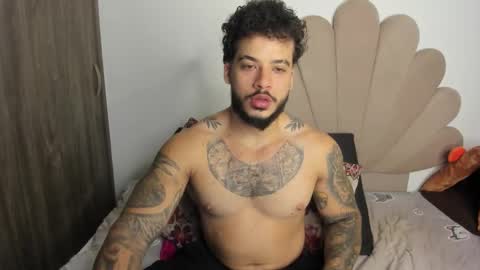 Nei turn green online show from February 10, 11:42 pm