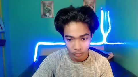 neil_asian69 online show from April 19, 5:29 am