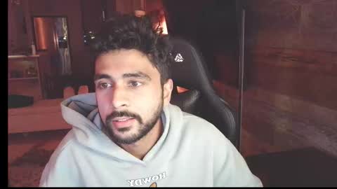 neil online show from December 16, 8:32 am