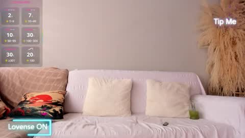 Jordan online show from October 12, 2:33 pm