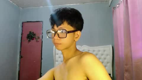 Ethan online show from May 27, 12:07 am