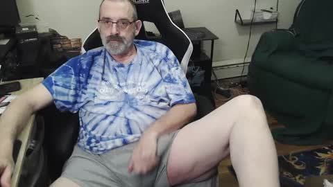 Snapshot of newguy1966 chatting on September 28, 5:49 am newguy1966 online show from September 28, 5:49 am