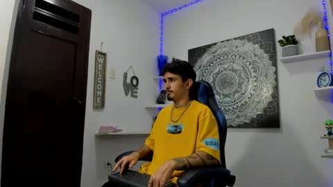 Yeison online show from April 29, 3:22 am