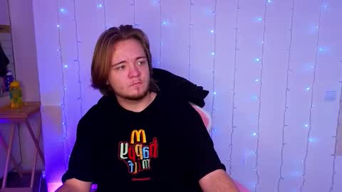 nexxxusme online show from February 6, 12:29 am