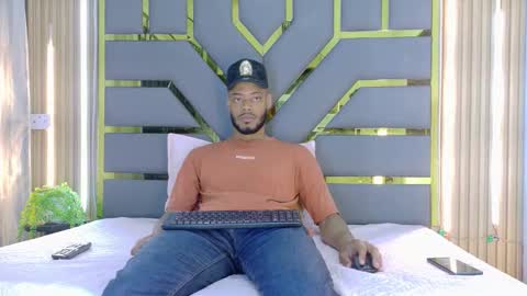 neytanmalcon online show from March 4, 6:59 pm