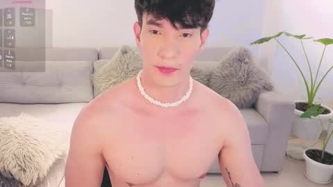 Snapshot of neythan__blaze chatting on October 2, 9:52 pm   online show from October 2, 9:52 pm