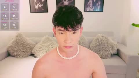 Snapshot of neythan__blaze chatting on October 27, 11:18 pm   online show from October 27, 11:18 pm