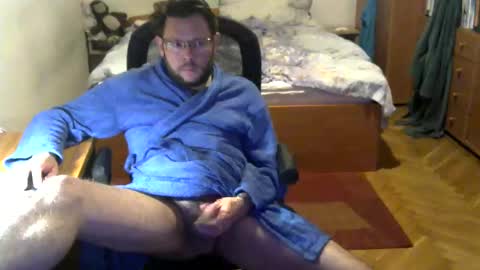 nezoss online show from April 20, 3:25 pm