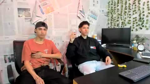 nice_boys11 online show from June 27, 1:28 pm