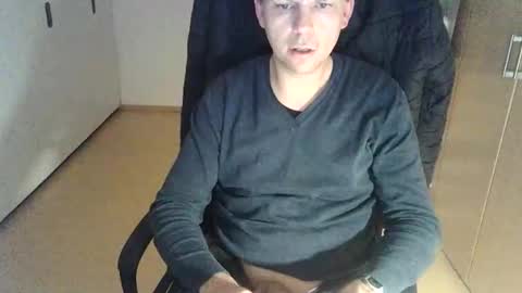 NiceGuyFlo online show from November 3, 12:37 am