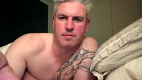 nick578320 online show from May 26, 3:08 pm