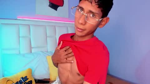 Nick online show from February 19, 9:55 pm