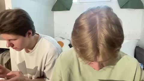 Nick online show from January 3, 8:32 am